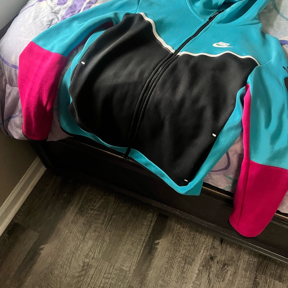 Nike Black and Blue Bomber Jacket Sporty Style Mens Medium Women Large